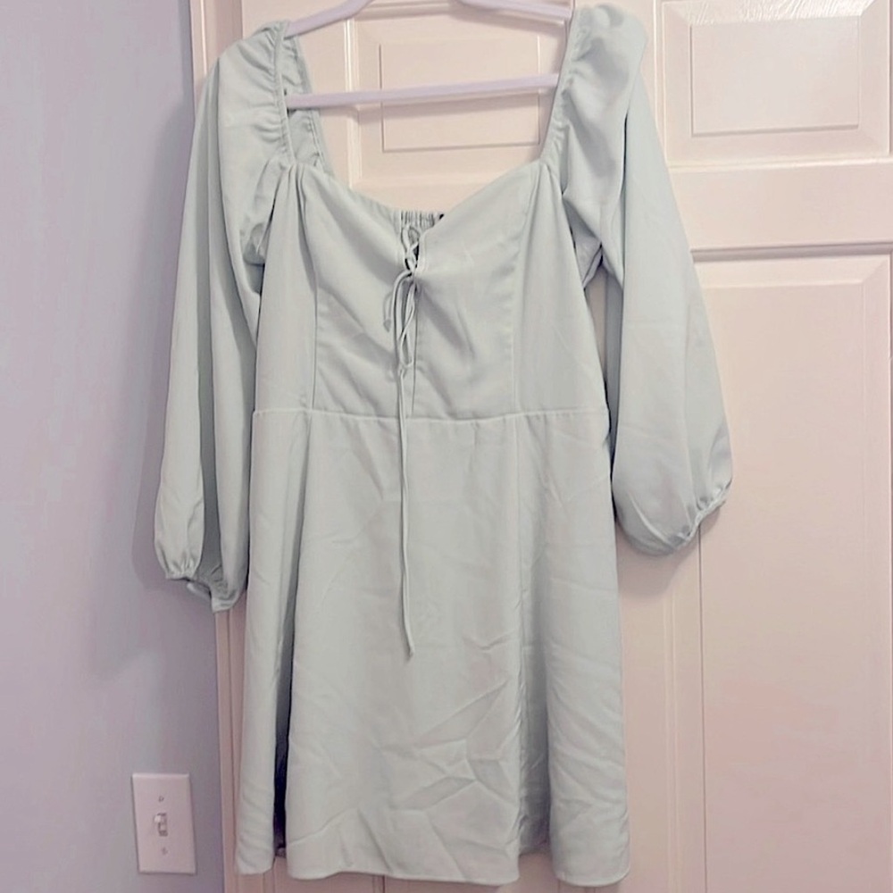 Abercrombie & Fitch • Light Green Long Sleeved Babydoll Dress (L)